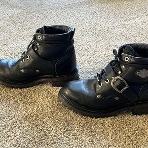 Women’s Size 7 Harley Davidson biker boots